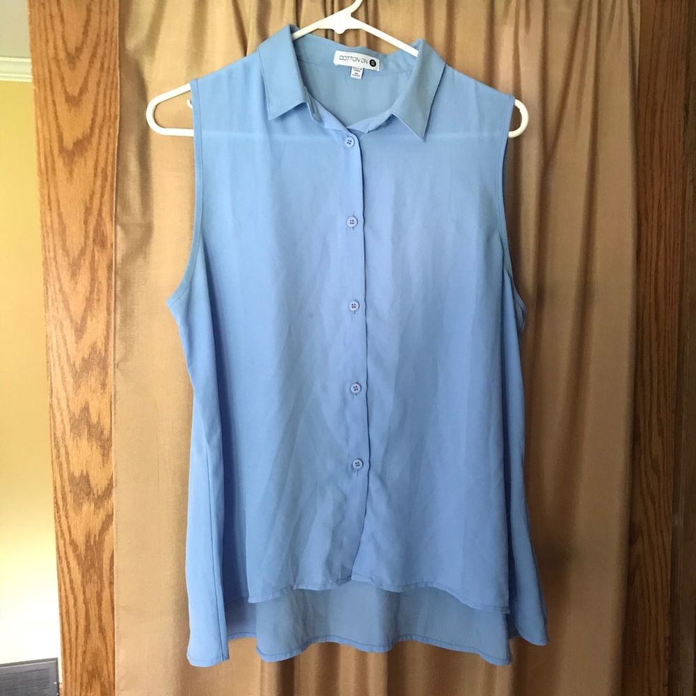 🌸 Sleeveless flowy blouse Sz Small